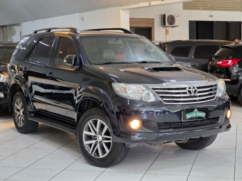 HILUX SW4 3.0 SRV 4X4 16V TURBO INTERCOOLER DIESEL 4P AUTOMÁTICO - 2013 - SAPUCAIA DO SUL
