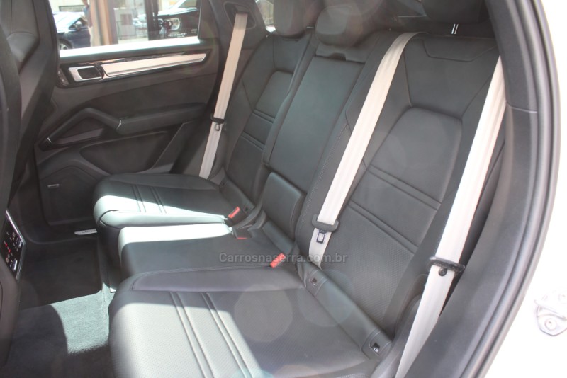 CAYENNE 3.0 V6 E-HYBRID COUPÉ PLATINUM EDITION AWD S HÍBRIDO 4P AUTOMÁTICO - 2023 - CAXIAS DO SUL