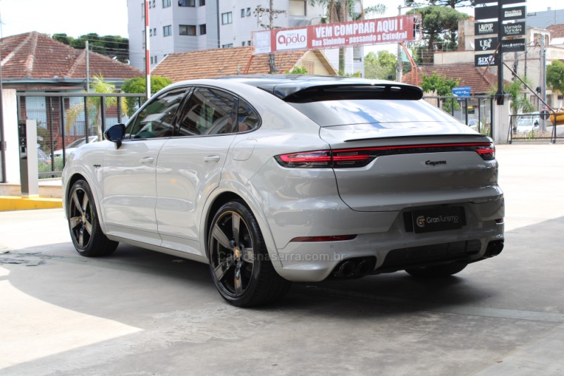 CAYENNE 3.0 V6 E-HYBRID COUPÉ PLATINUM EDITION AWD S HÍBRIDO 4P AUTOMÁTICO - 2023 - CAXIAS DO SUL