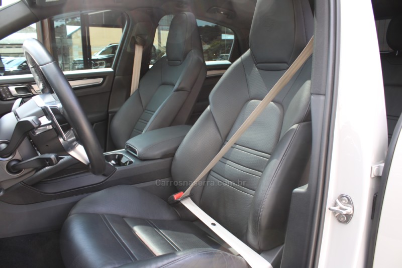 CAYENNE 3.0 V6 E-HYBRID COUPÉ PLATINUM EDITION AWD S HÍBRIDO 4P AUTOMÁTICO - 2023 - CAXIAS DO SUL