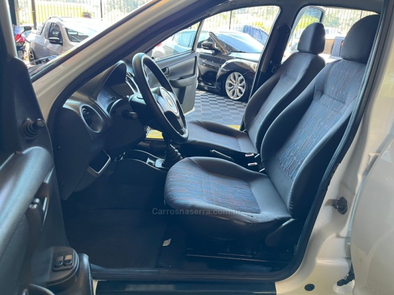 CELTA 1.0 MPFI VHC LIFE 8V FLEX 4P MANUAL - 2011 - CAXIAS DO SUL