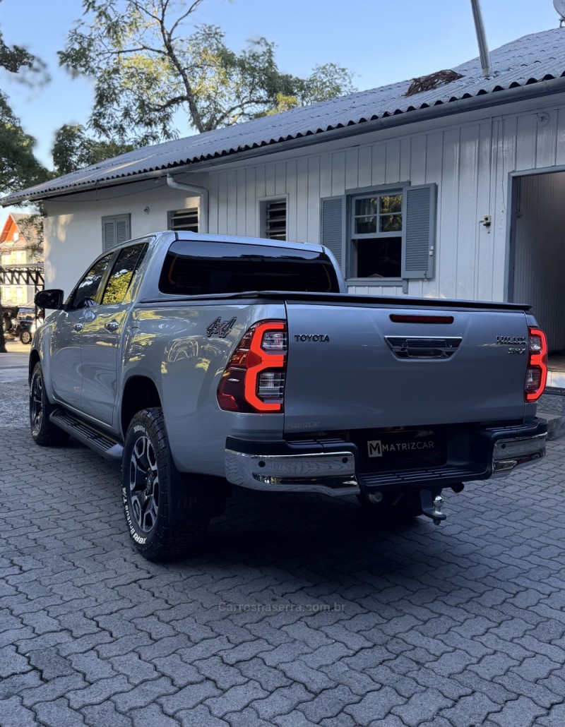 HILUX 2.8 SRX 4X4 CD 16V DIESEL 4P AUTOMÁTICO - 2022 - CANELA