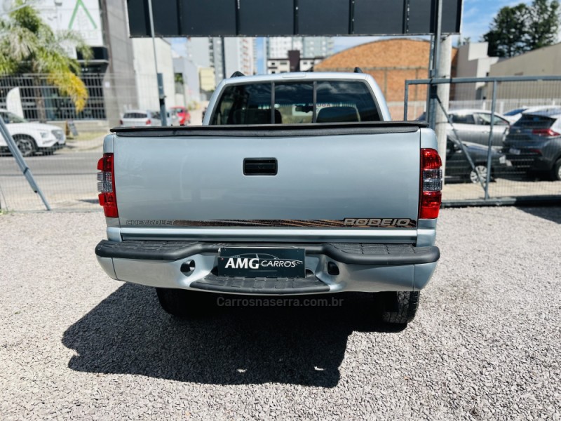 S10 2.8 RODEIO 4X4 CD 12V TURBO ELECTRONIC INTERCOOLER DIESEL 4P MANUAL - 2006 - CAXIAS DO SUL