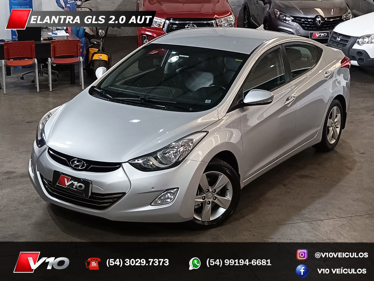 HYUNDAI - ELANTRA - 2012/2013 - Prata - R$ 63.900,00