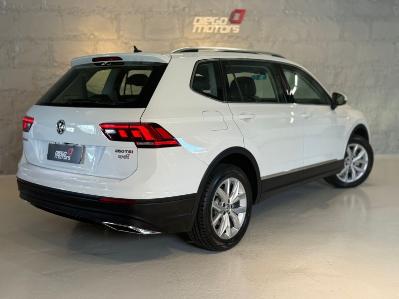 TIGUAN 1.4 ALLSPACE COMFORT 250 TSI FLEX 4P - 2018 - CAXIAS DO SUL
