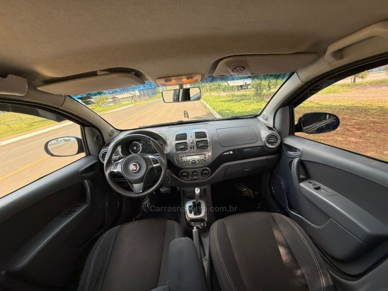 GRAND SIENA 1.6 MPI ESSENCE 16V FLEX 4P MANUAL - 2015 - VACARIA