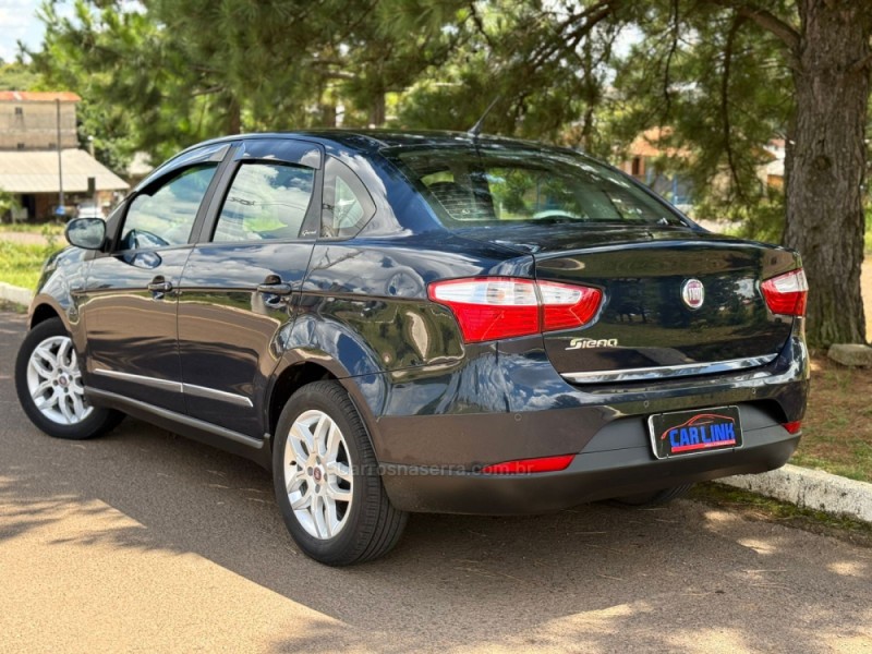 GRAND SIENA 1.6 MPI ESSENCE 16V FLEX 4P MANUAL - 2015 - VACARIA