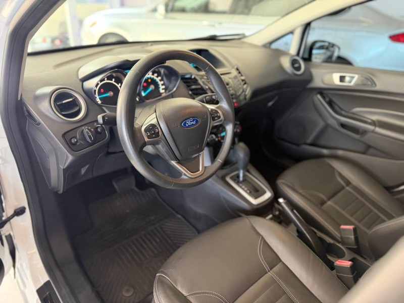 FIESTA 1.6 TITANIUM HATCH 16V FLEX 4P AUTOMÁTICO - 2015 - CAXIAS DO SUL