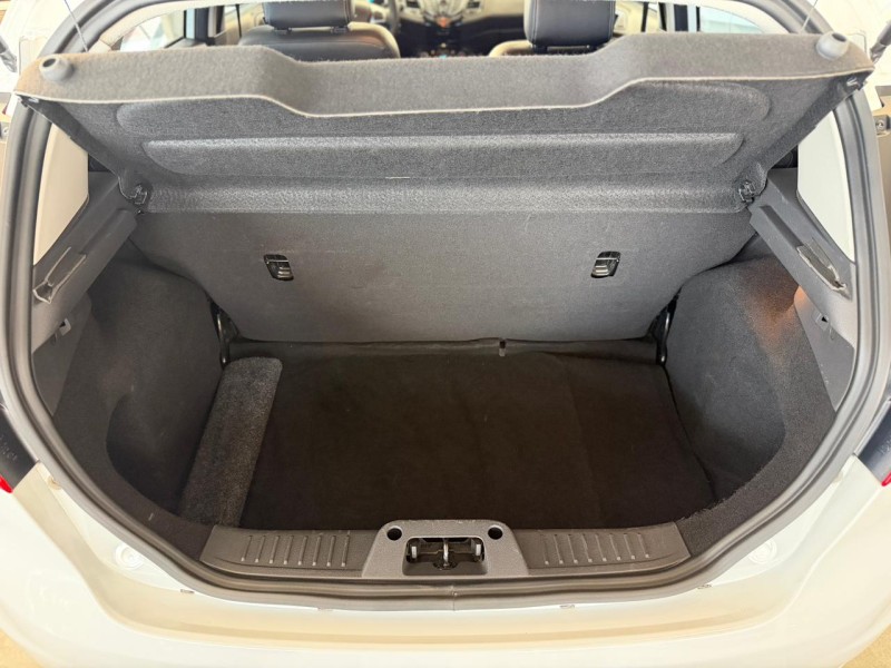 FIESTA 1.6 TITANIUM HATCH 16V FLEX 4P AUTOMÁTICO - 2015 - CAXIAS DO SUL