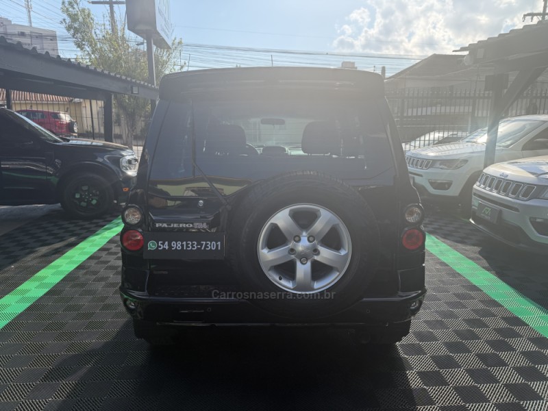 PAJERO TR4 2.0 4X4 16V 133CV FLEX 4P AUTOMÁTICO - 2008 - CAXIAS DO SUL