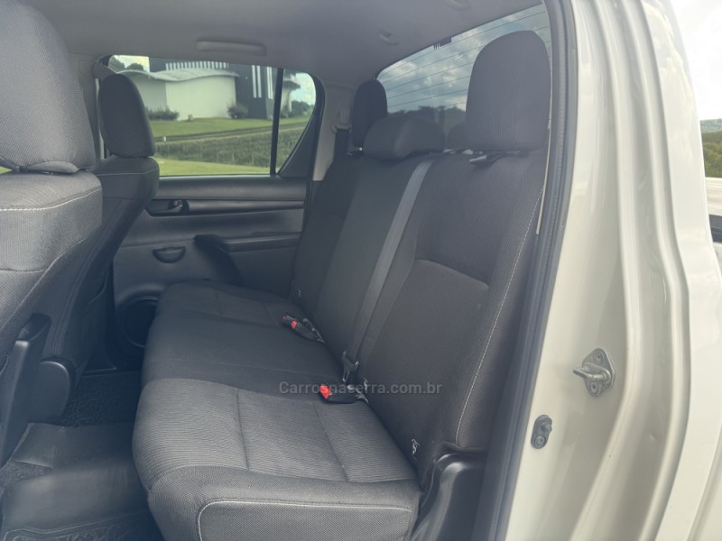 HILUX 2.8 STD 4X4 CD 16V DIESEL 4P MANUAL - 2017 - FLORES DA CUNHA