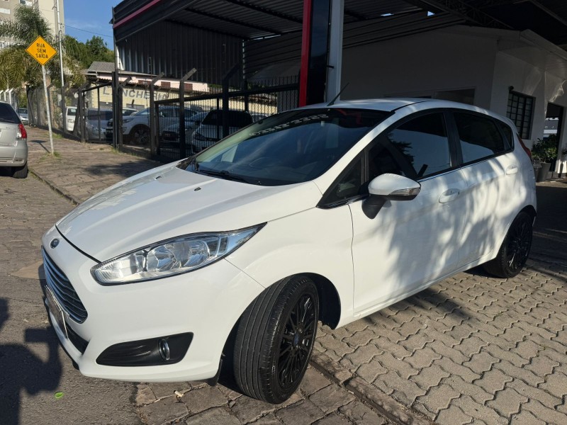 FIESTA 1.6 TITANIUM HATCH 16V FLEX 4P AUTOMÁTICO - 2015 - CAXIAS DO SUL