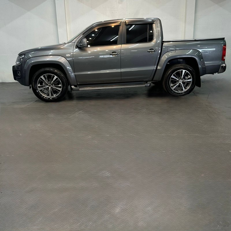 AMAROK 2.0 HIGHLINE 4X4 CD 16V TURBO INTERCOOLER DIESEL 4P AUTOMÁTICO - 2014 - CAXIAS DO SUL