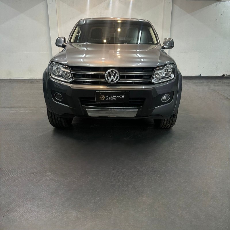 AMAROK 2.0 HIGHLINE 4X4 CD 16V TURBO INTERCOOLER DIESEL 4P AUTOMÁTICO - 2014 - CAXIAS DO SUL