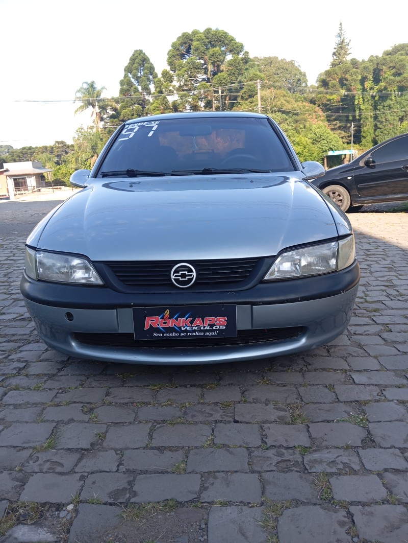 VECTRA 2.0 MPFI GL 8V GASOLINA 4P MANUAL - 1997 - CAXIAS DO SUL
