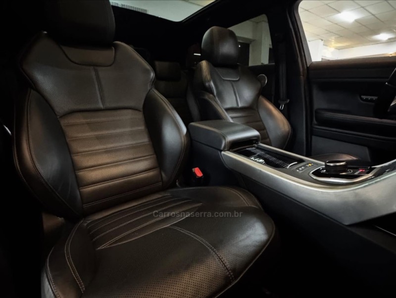 RANGE ROVER EVOQUE 2.0 HSE DYNAMIC 4WD 16V GASOLINA 4P AUTOMÁTICO - 2017 - NOVO HAMBURGO
