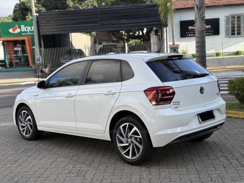 POLO 1.0	200 TSI HIGHLINE AUTOMÁTICO  - 2018 - PAROBé