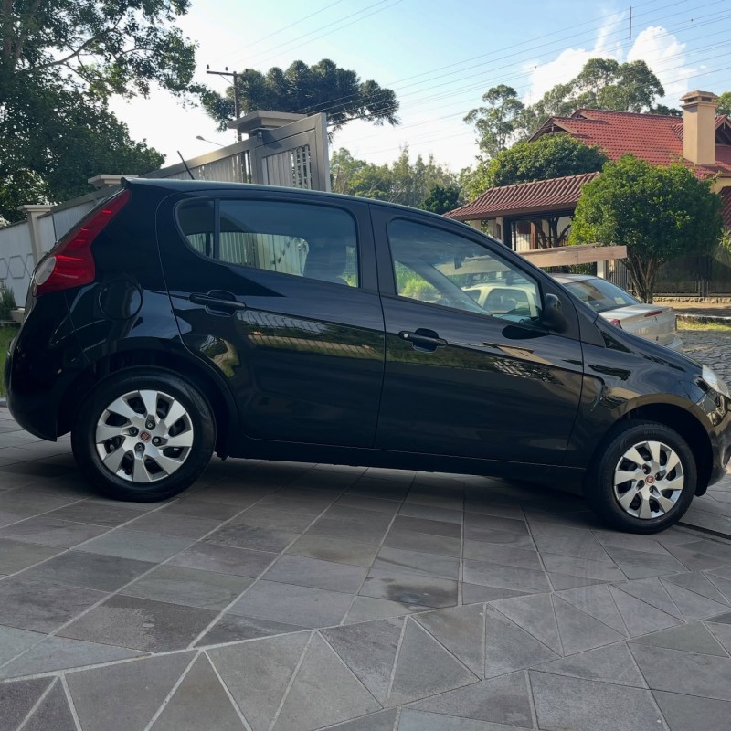 PALIO 1.4 MPI ATTRACTIVE 8V FLEX 4P MANUAL - 2013 - NOVA PETRóPOLIS