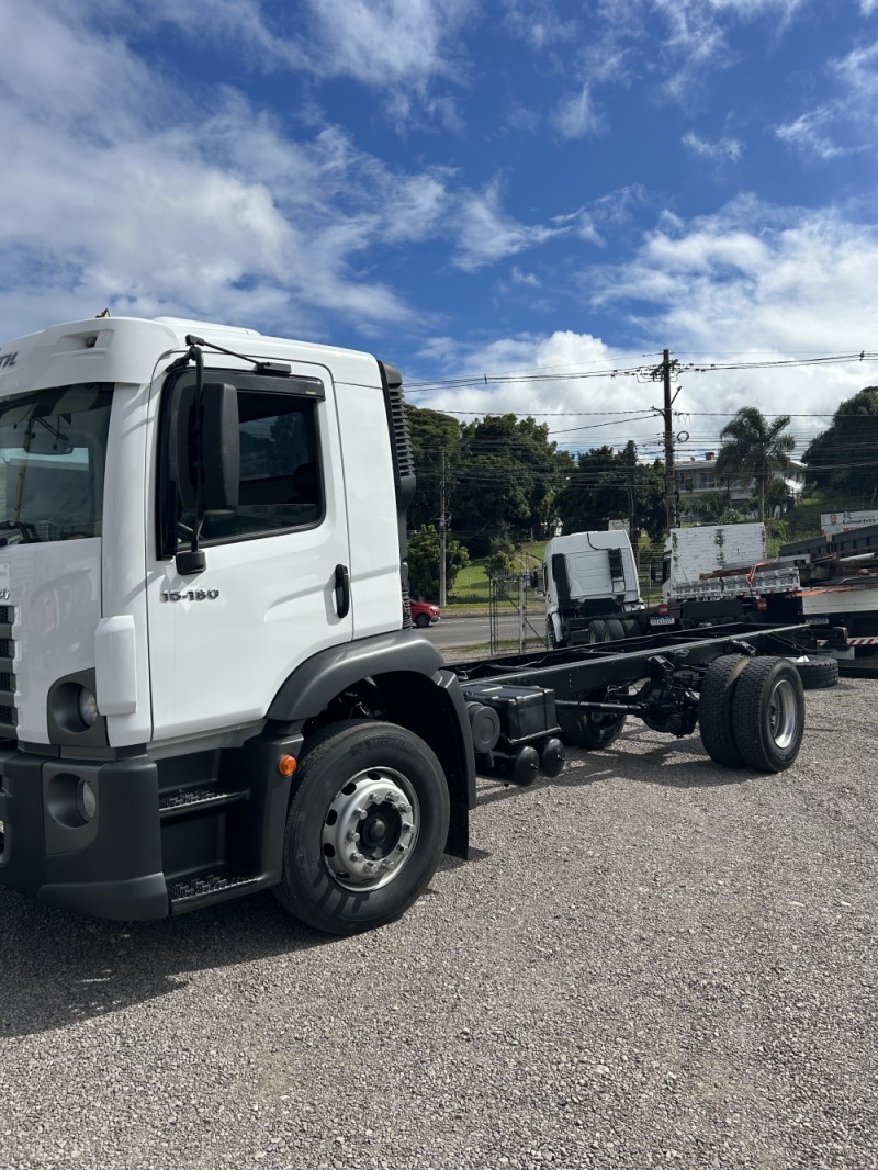 15 180 e constellation 2008 caxias do sul