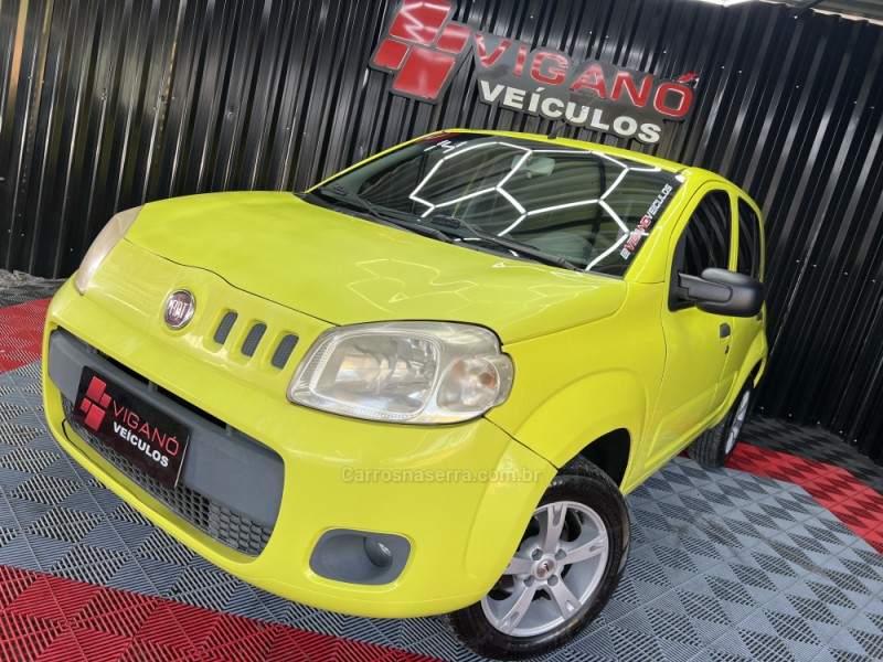 UNO 1.0 VIVACE 8V FLEX 4P MANUAL - 2014 - CAXIAS DO SUL