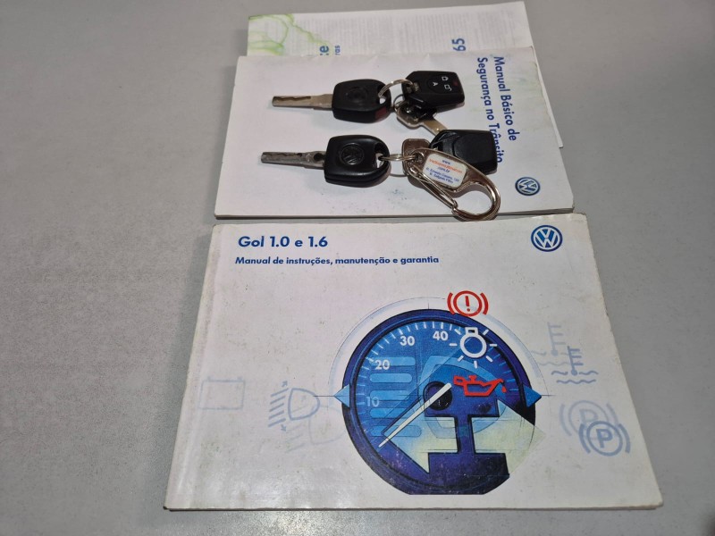 GOL 1.0 MI PLUS 8V FLEX 4P MANUAL G.III - 2005 - CAXIAS DO SUL