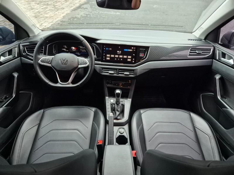 POLO 1.0	200 TSI HIGHLINE AUTOMÁTICO  - 2023 - CAXIAS DO SUL