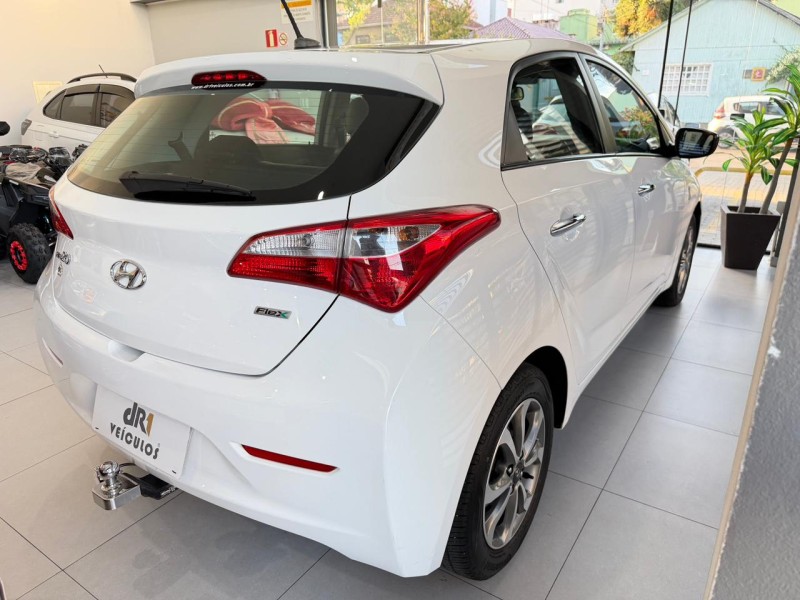 HB20 1.0 COPA DO MUNDO 12V FLEX 4P MANUAL - 2015 - CAXIAS DO SUL