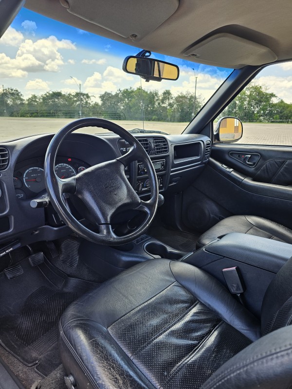 BLAZER 2.8 DLX 4X4 12V TURBO INTERCOOLER DIESEL 4P MANUAL - 2004 - ANTôNIO PRADO