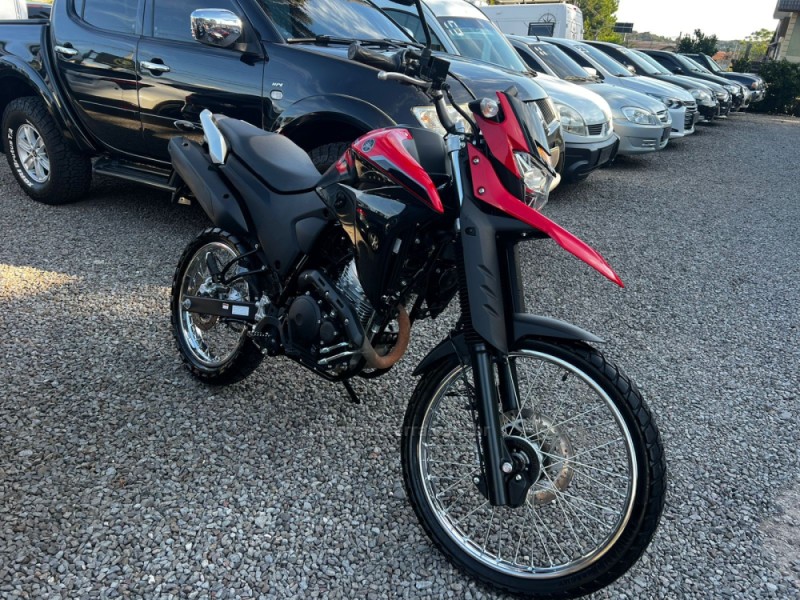 XTZ 250 LANDER - 2023 - CANELA