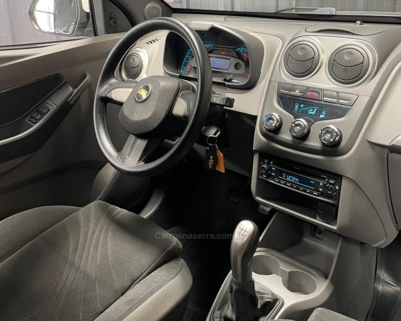 AGILE 1.4 MPFI LTZ 8V FLEX 4P MANUAL - 2011 - VACARIA