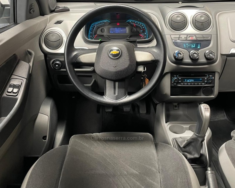 AGILE 1.4 MPFI LTZ 8V FLEX 4P MANUAL - 2011 - VACARIA