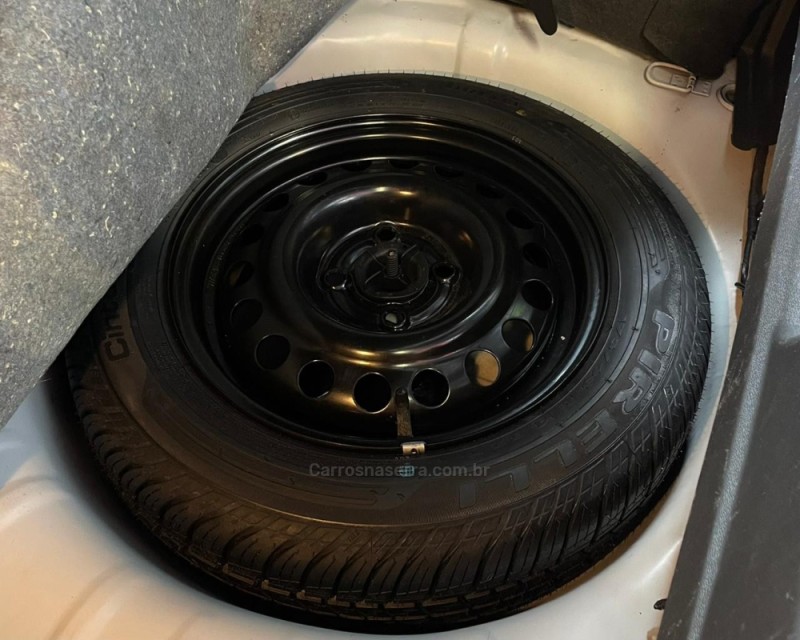 AGILE 1.4 MPFI LTZ 8V FLEX 4P MANUAL - 2011 - VACARIA