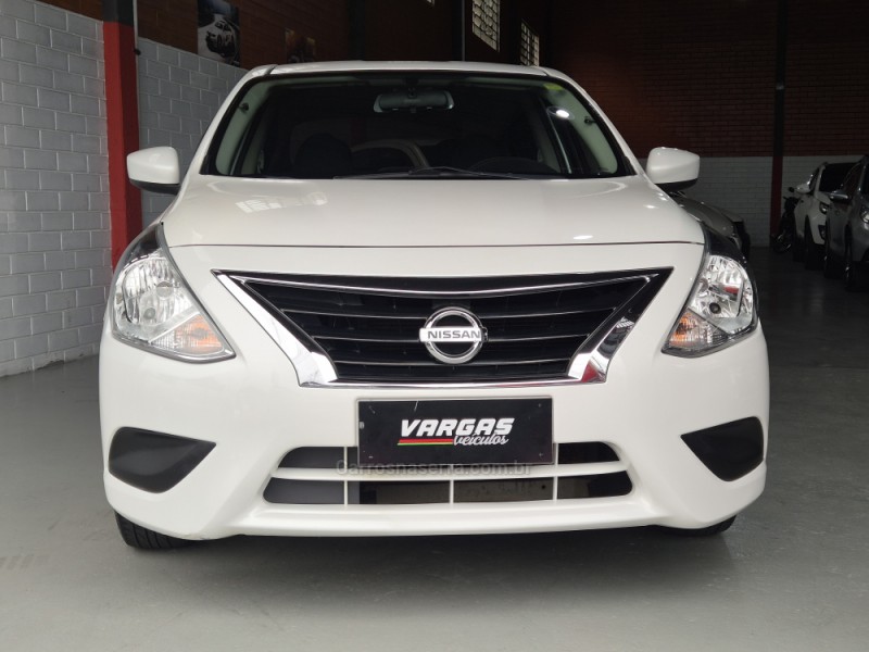VERSA 1.0 12V FLEX 4P MANUAL - 2016 - CAXIAS DO SUL