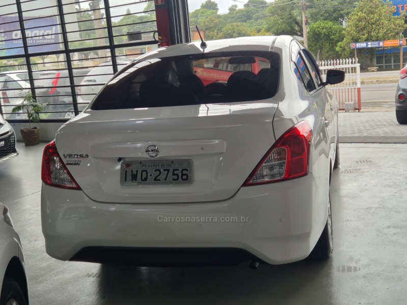 VERSA 1.0 12V FLEX 4P MANUAL - 2016 - CAXIAS DO SUL