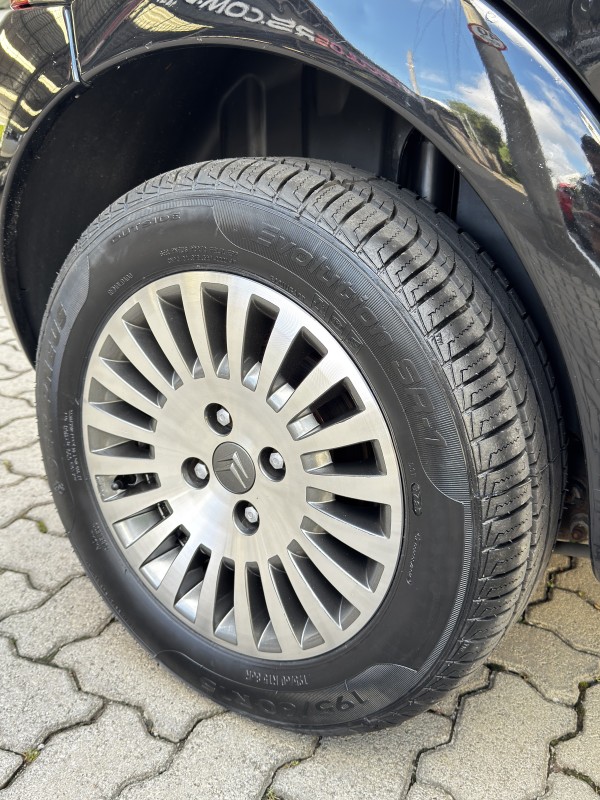 C3 1.6 I EXCLUSIVE 16V GASOLINA 4P MANUAL - 2005 - CAXIAS DO SUL