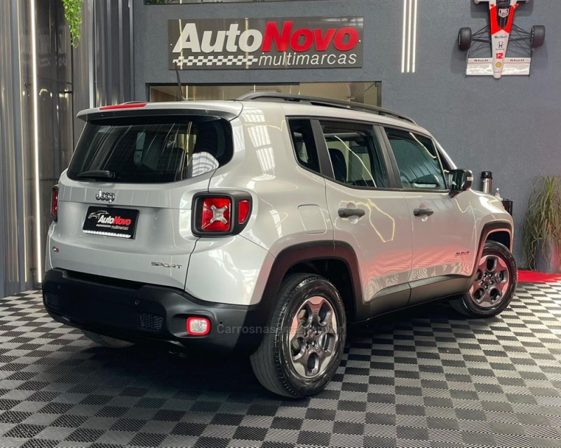 RENEGADE 1.8 16V FLEX SPORT 4P AUTOMÁTICO - 2016 - VACARIA
