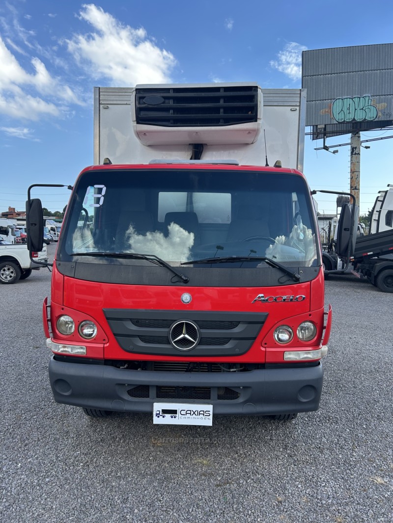 ACCELO 1016 3 EIXOS - 2013 - CAXIAS DO SUL