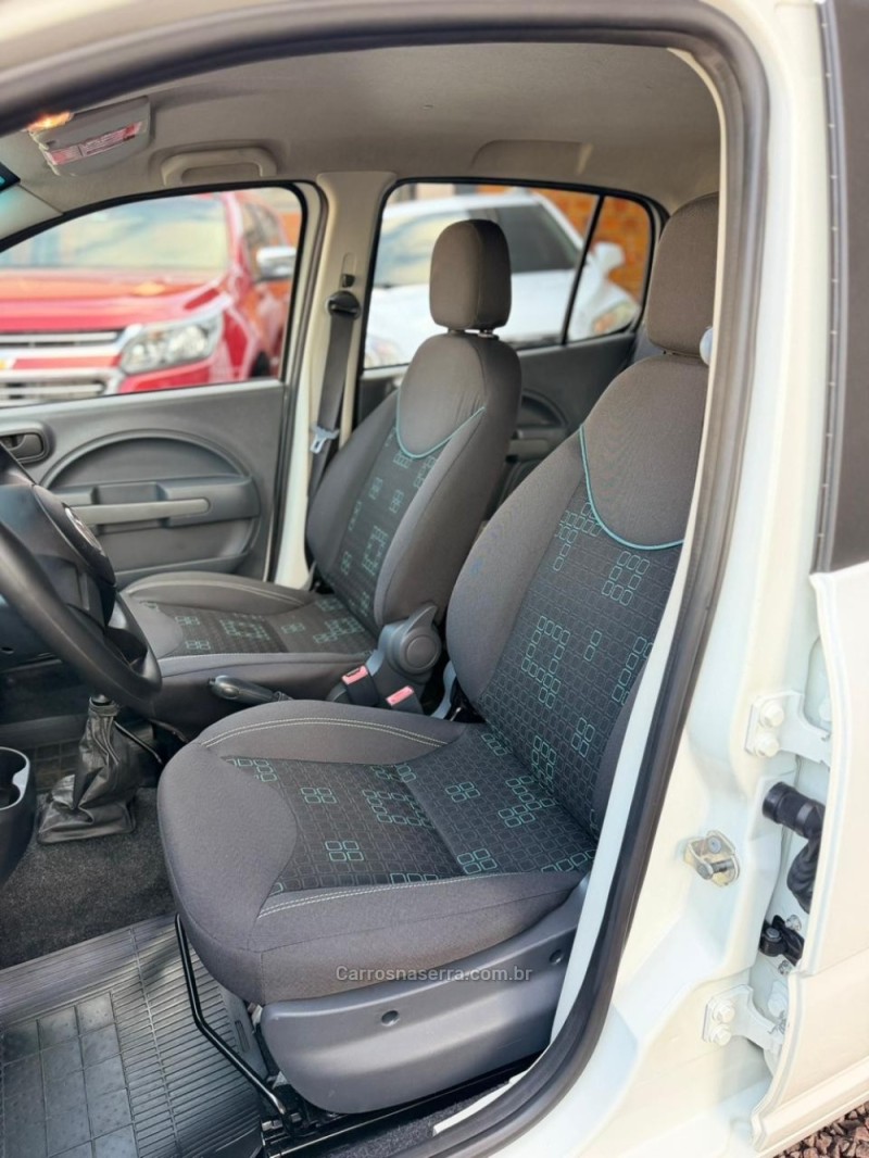 UNO 1.4 EVO ECONOMY 8V FLEX 4P MANUAL - 2014 - LAJEADO