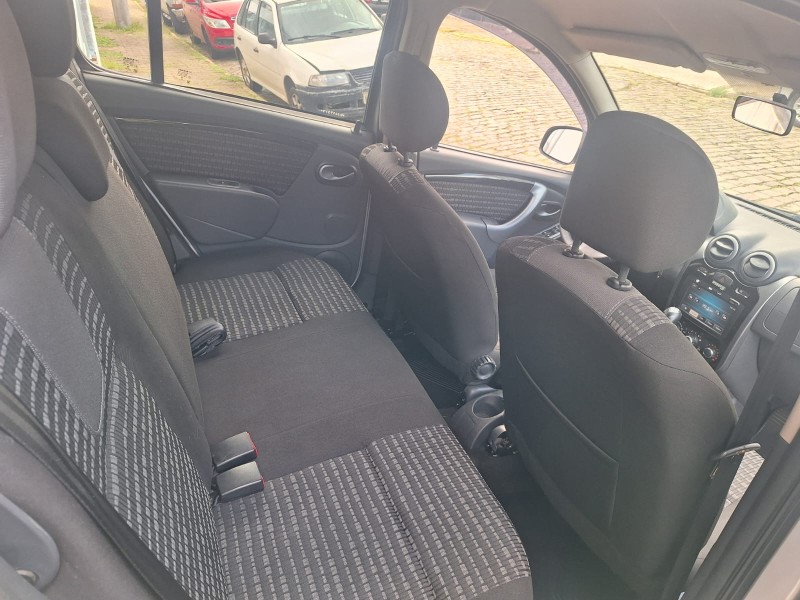 SANDERO 1.6 PRIVILÉGE 16V FLEX 4P MANUAL - 2013 - CAXIAS DO SUL