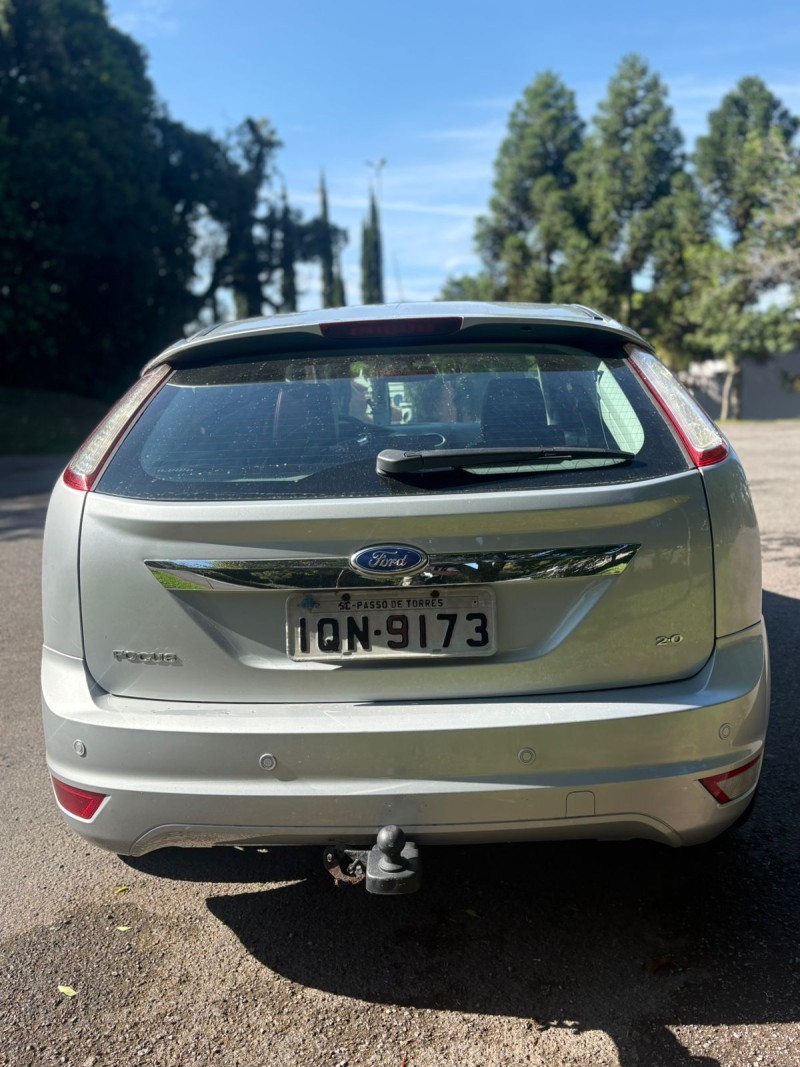 FOCUS 2.0 GHIA 16V FLEX 4P MANUAL - 2009 - FARROUPILHA