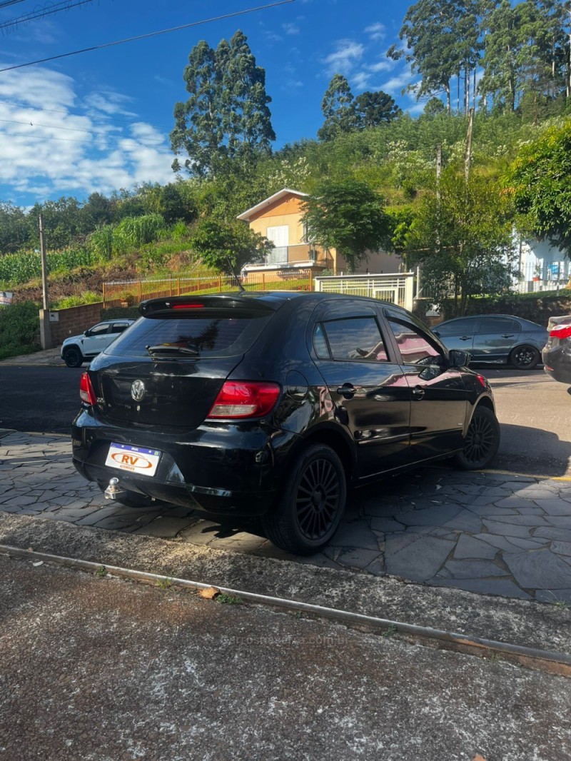 GOL 1.0 MI 8V FLEX 4P MANUAL - 2012 - CARLOS BARBOSA