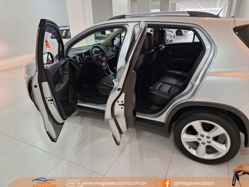 TRACKER 1.8 MPFI LTZ 4X2 16V FLEX 4P AUTOMÁTICO - 2015 - BENTO GONçALVES