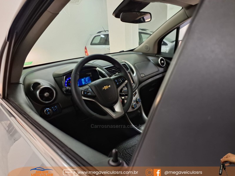 TRACKER 1.8 MPFI LTZ 4X2 16V FLEX 4P AUTOMÁTICO - 2015 - BENTO GONçALVES