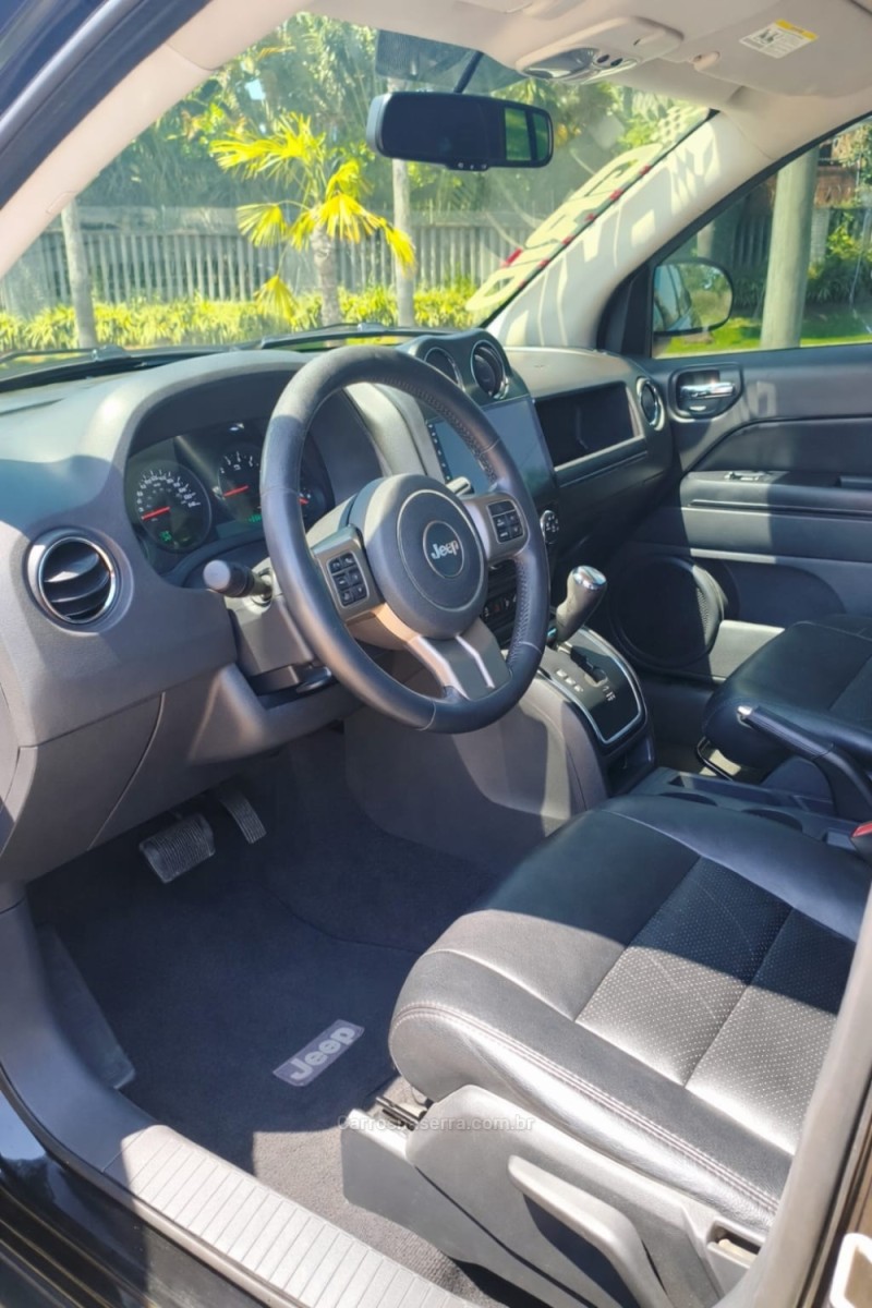 COMPASS 2.0 SPORT 4X2 16V GASOLINA 4P AUTOMÁTICO - 2012 - ESTâNCIA VELHA