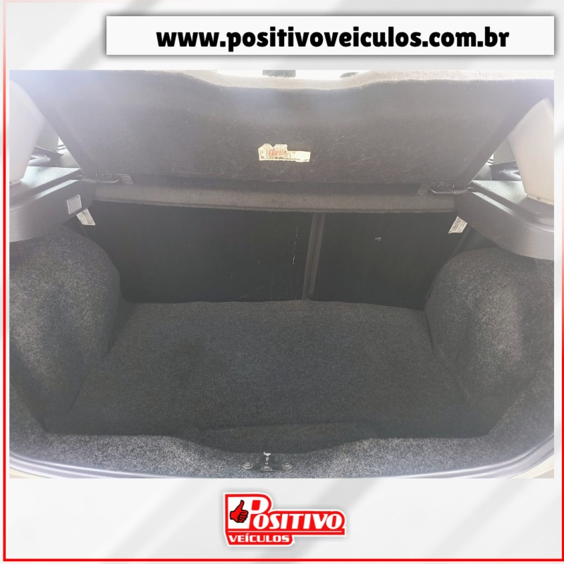 FIESTA 1.0 ROCAM 8V FLEX 4P MANUAL - 2013 - CAXIAS DO SUL