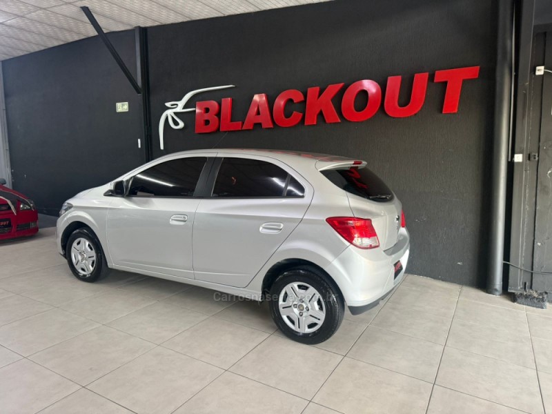 ONIX 1.0 LT PLUS 4P FLEX MANUAL - 2014 - CAMPO BOM