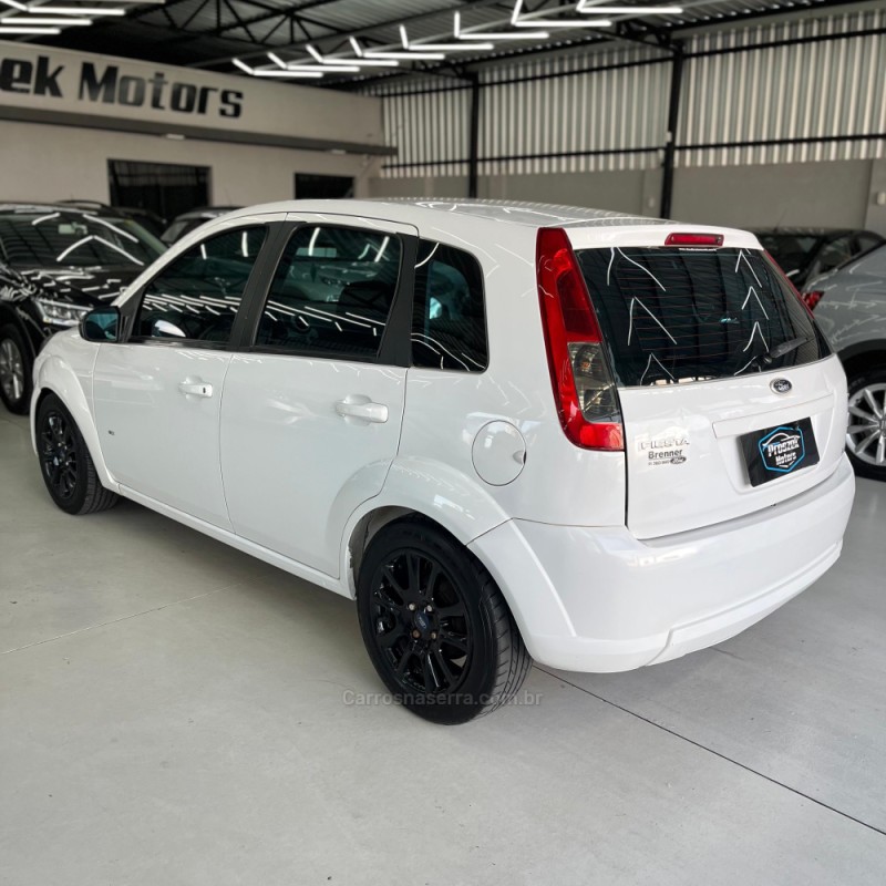 FIESTA 1.6 ROCAM SE 8V FLEX 4P MANUAL - 2013 - CANOAS