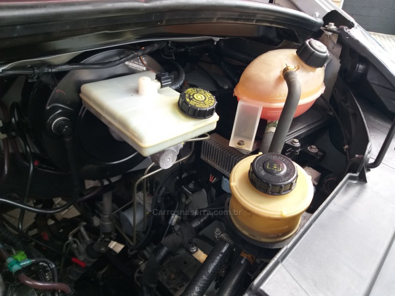 MASTER 2.3 DCI MINIBUS STANDARD L2H2 16 LUGARES 16V DIESEL 4P MANUAL - 2017 - CAXIAS DO SUL