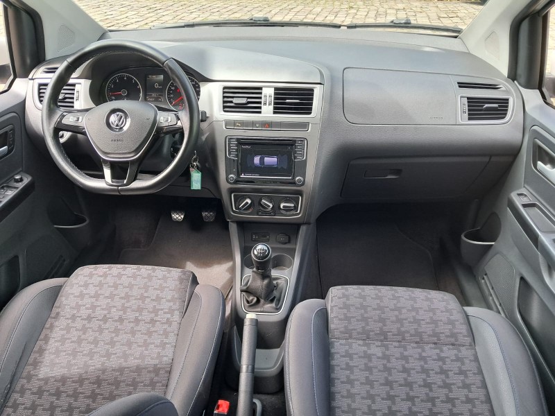 FOX 1.0 MI COMFORTLINE 8V FLEX 4P MANUAL - 2017 - CAXIAS DO SUL