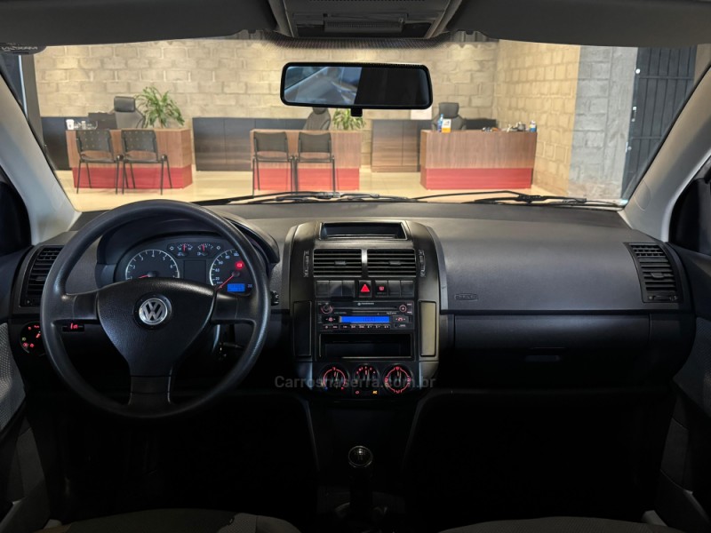 POLO 1.6 MI 8V FLEX 4P MANUAL - 2010 - DOIS IRMãOS